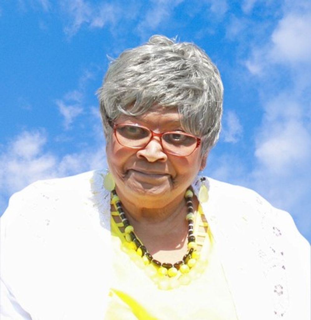 Ann Lindsay Profile Photo