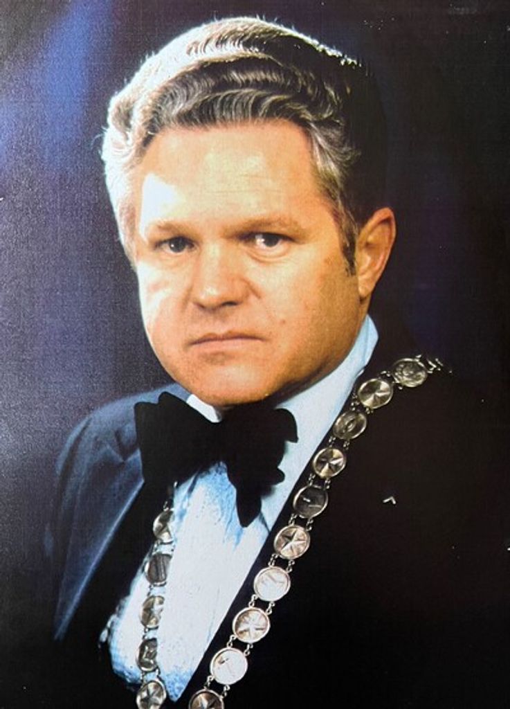 William E. Sharp Profile Photo