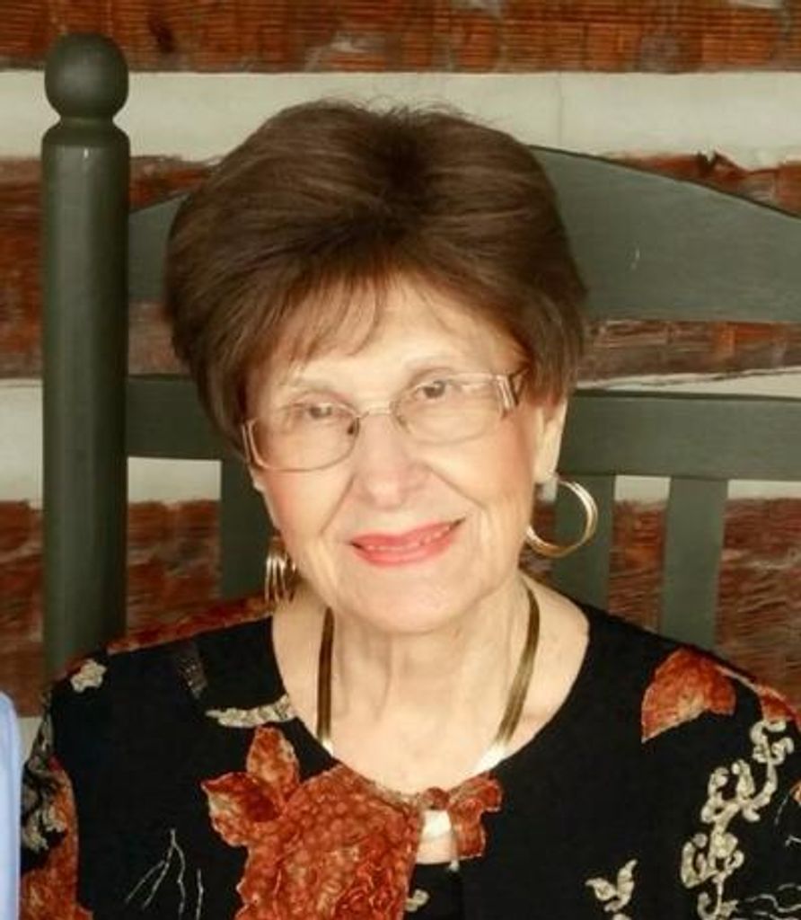 Carline Bennett Profile Photo