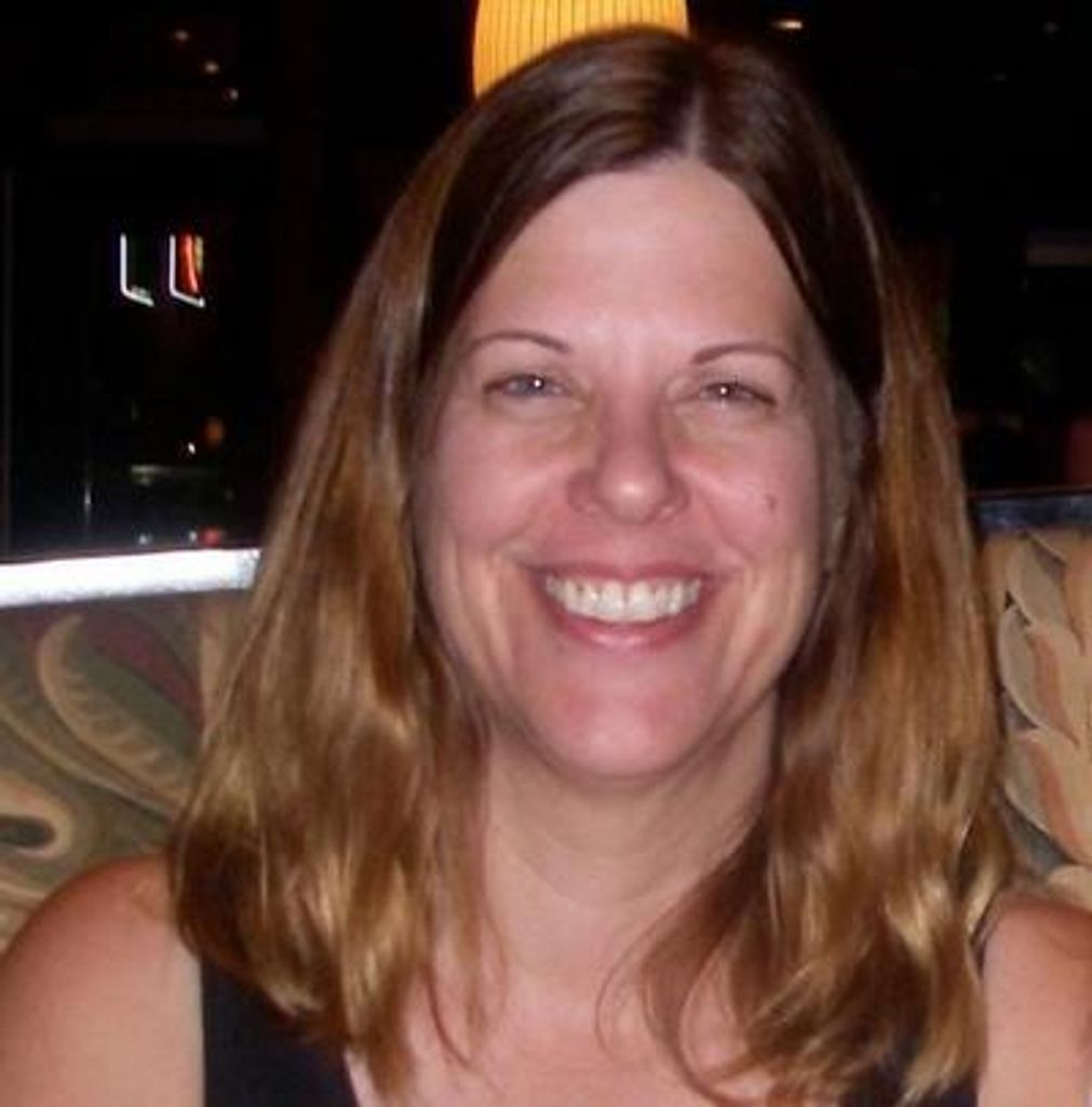 Mary Elizabeth Elliott Profile Photo