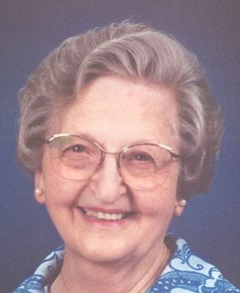 Evelyn J Krieg