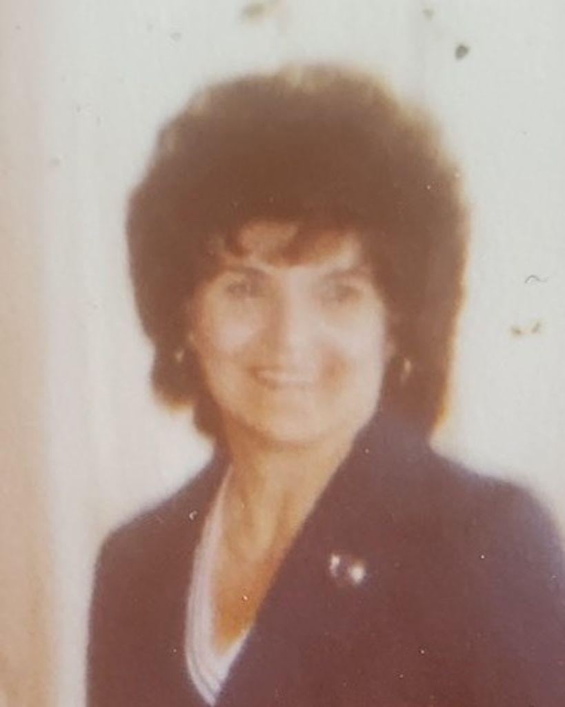 Geraldine "Geri" Crabtree