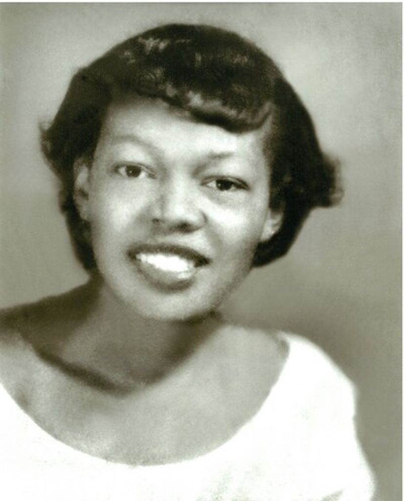 Queen Esther Quinn Profile Photo