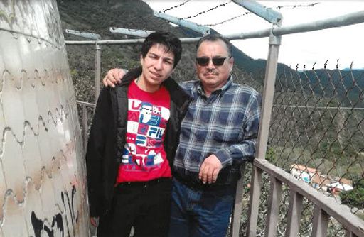 Josue Abraham Curiel photo gallery thumbnail 39 of 104