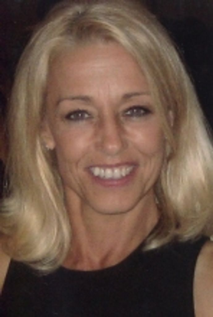 Victoria "Vicky" Hermsen