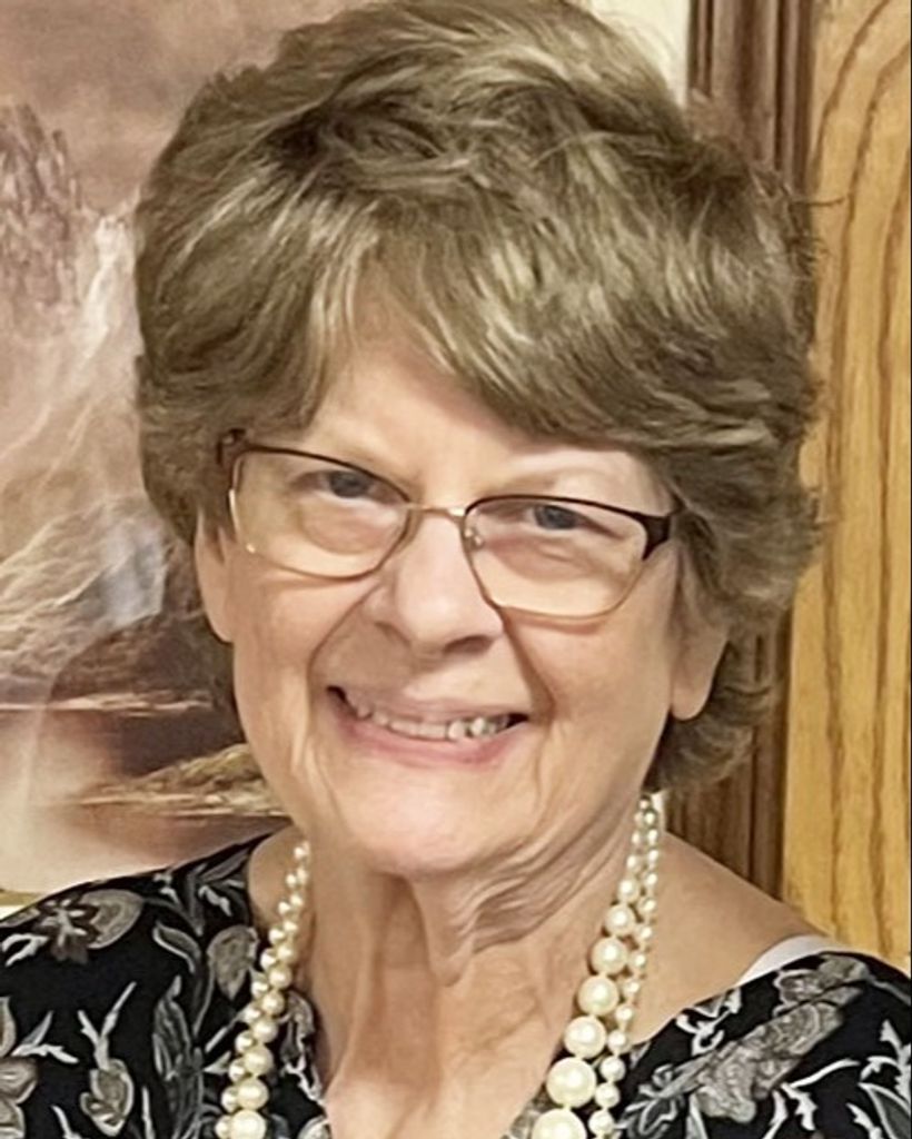 Linda R. Kollasch-Arnold