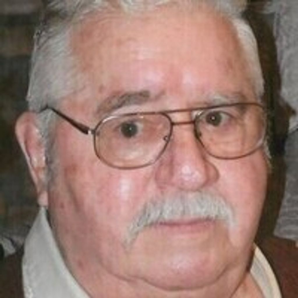 Leland J "Lee" Ladue