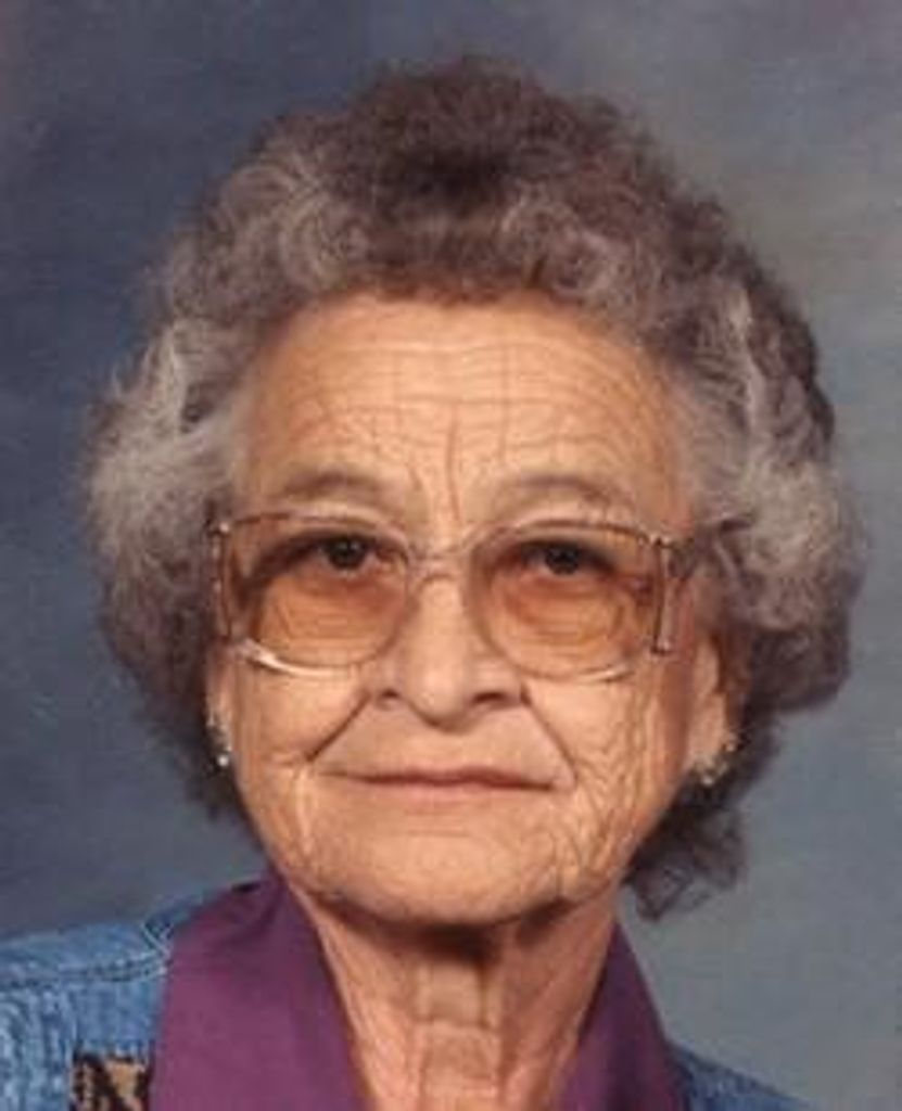 Lorraine Loretta Hall