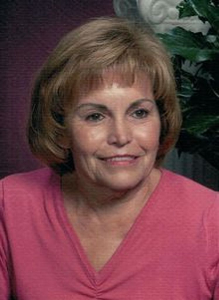 V. Lorraine Hennessey Profile Photo