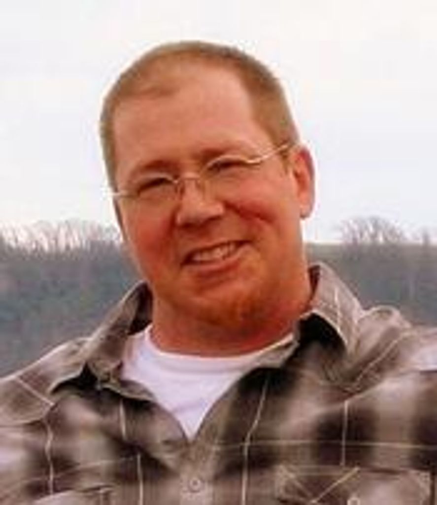 Timothy Michael Petersen Profile Photo