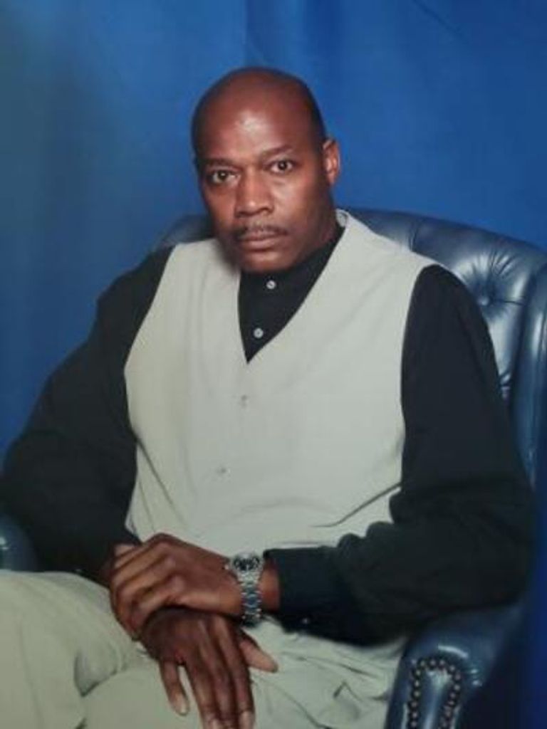 Anthony Fox Profile Photo