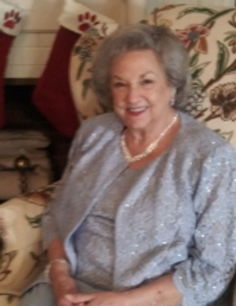 Gwendolyn "Gwen" Webb Dubose