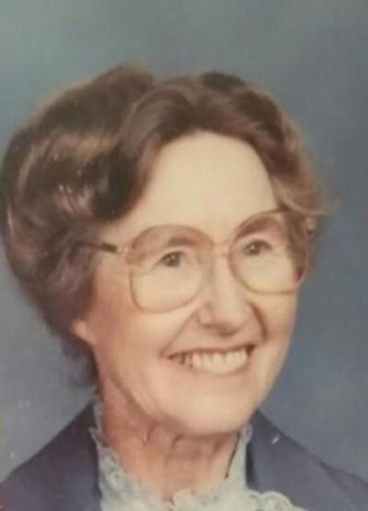 Nina Mae Schmucker Profile Photo