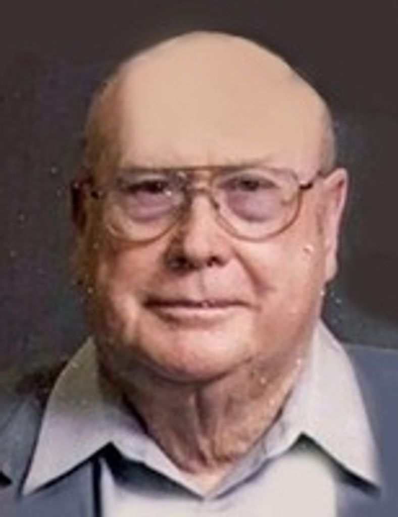 Lynn Thomas Young, Sr. Profile Photo