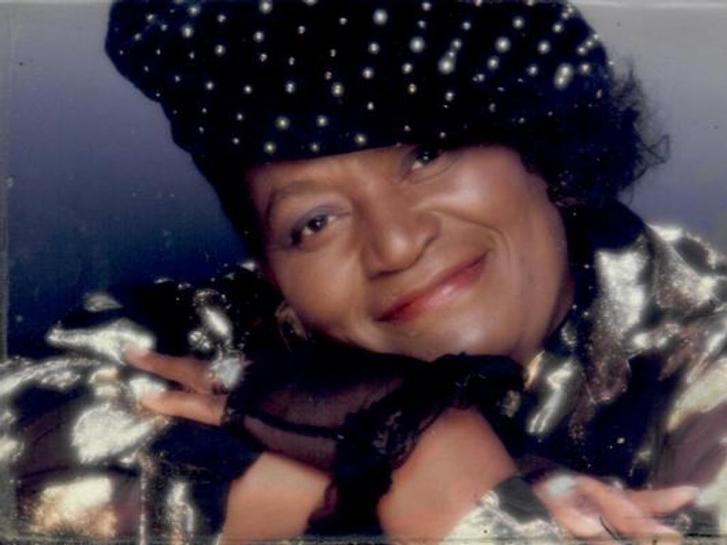Rozena Everett Profile Photo