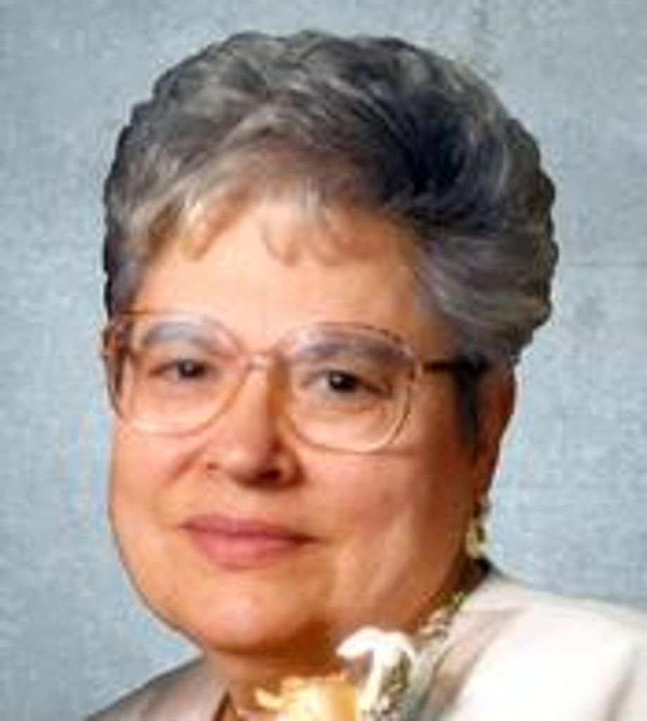 Maria L. Viveiros