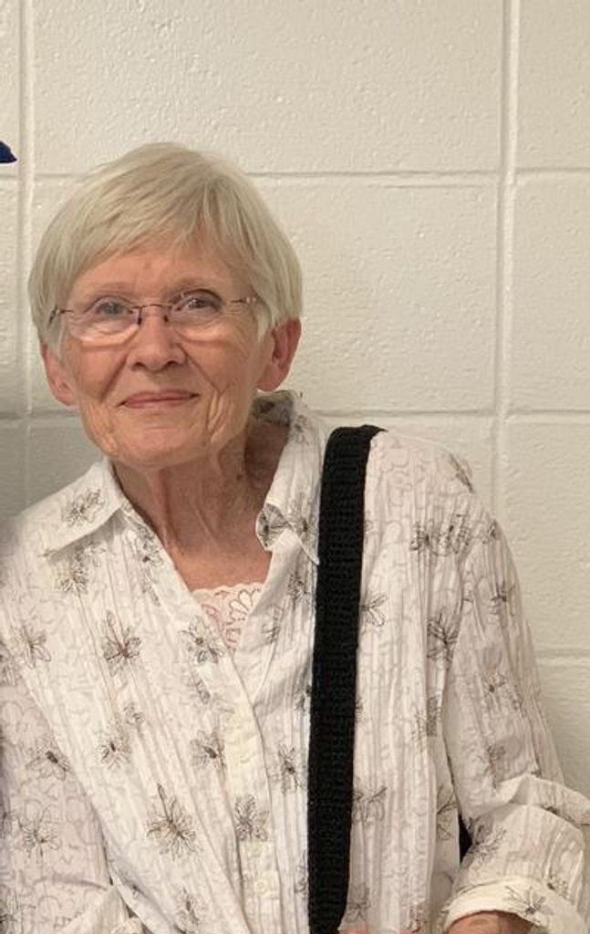 Linda Weaver Profile Photo
