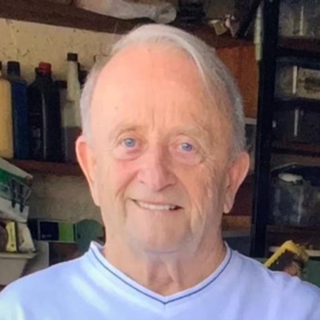 Paul Warner Profile Photo