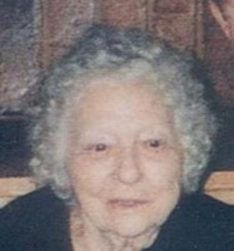 Edna Maurine Cox