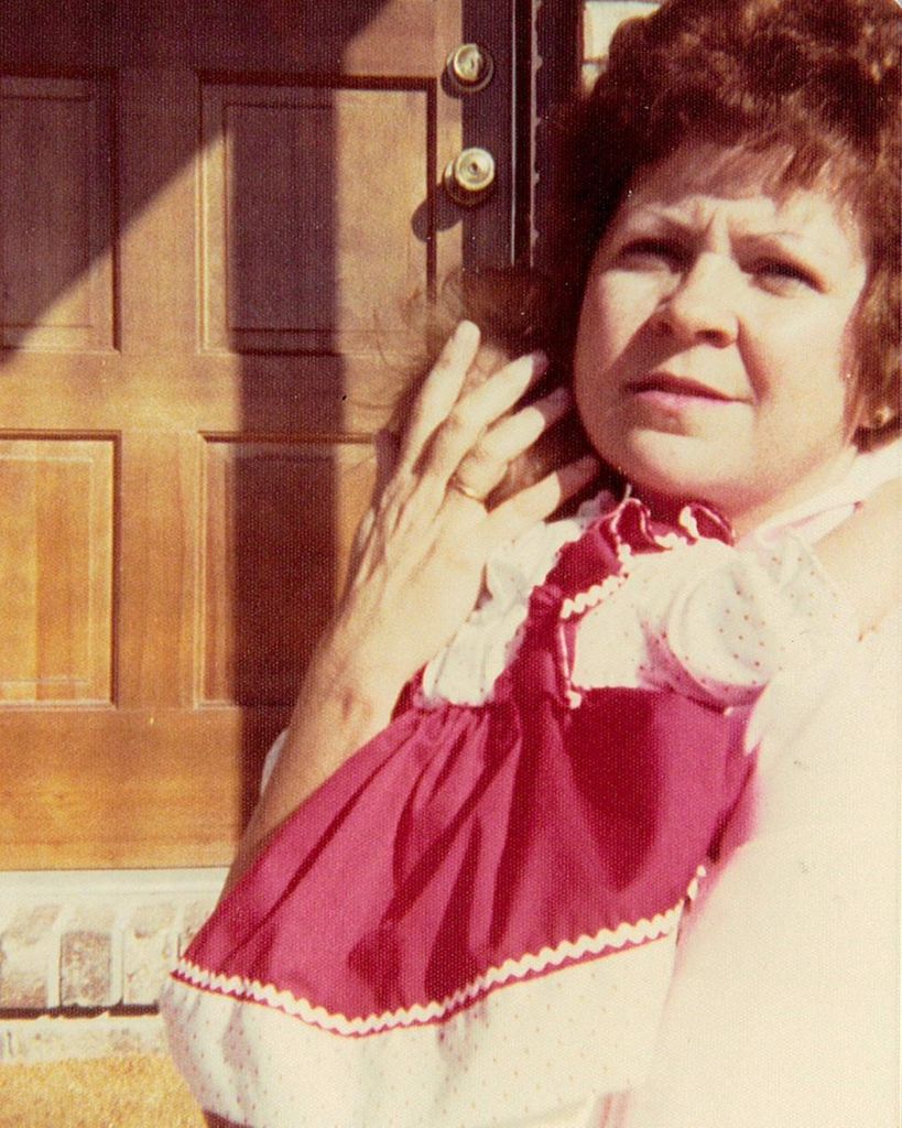 Virginia "Sue" Banks Sommer
