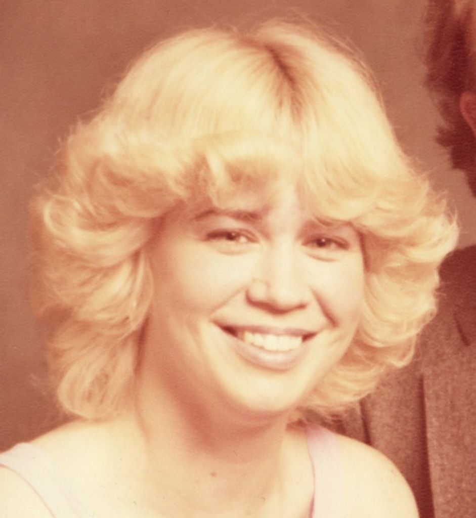 Lee-Ann (Haenel)  Sinclair Profile Photo