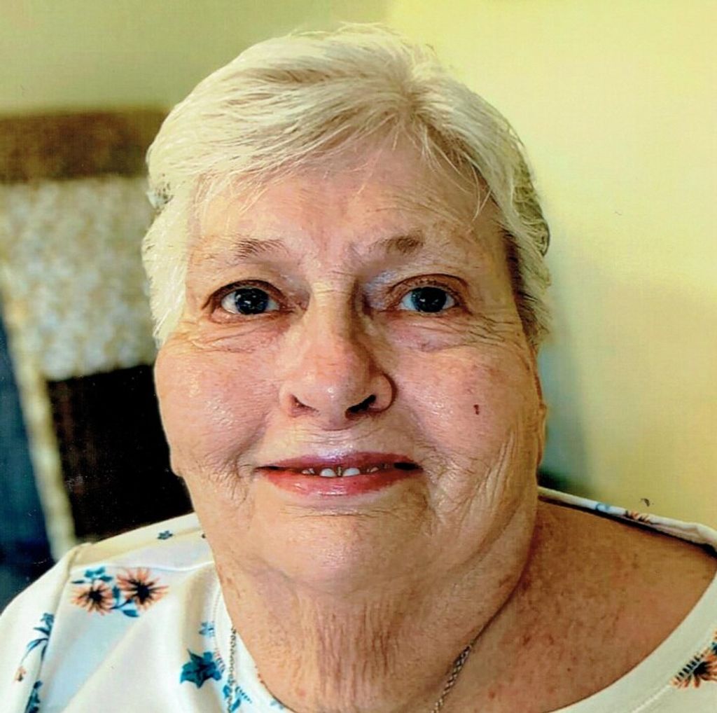 Carolyn Kay (Linebaugh)  Mobilia Profile Photo