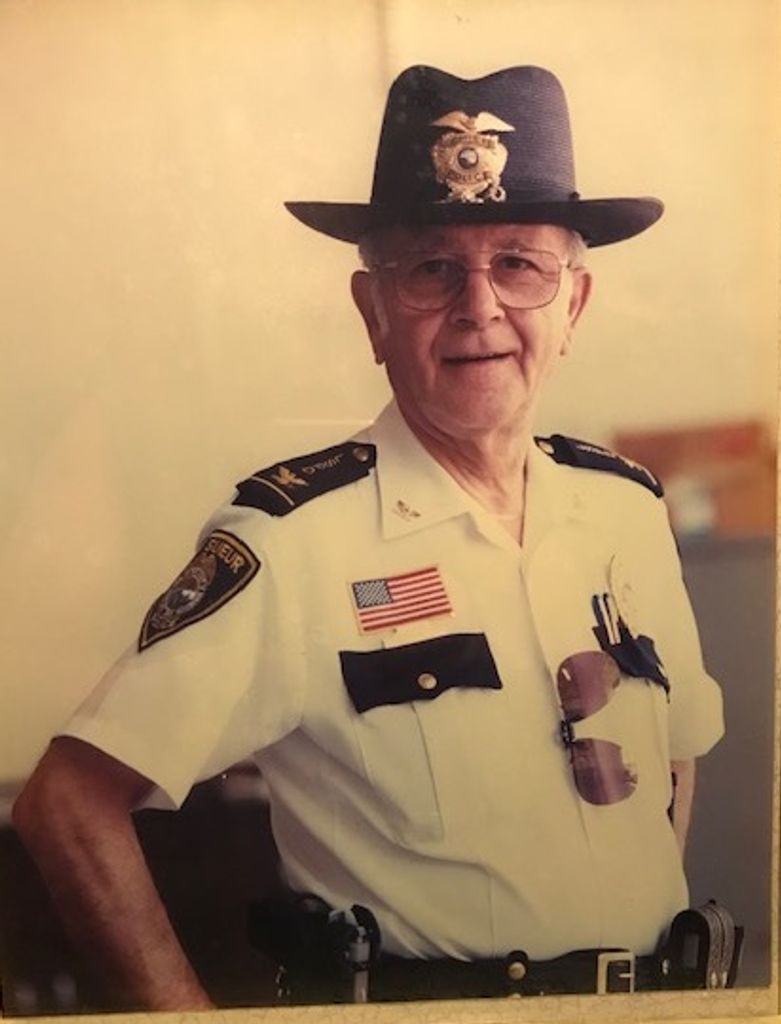 Harry Thorau Profile Photo