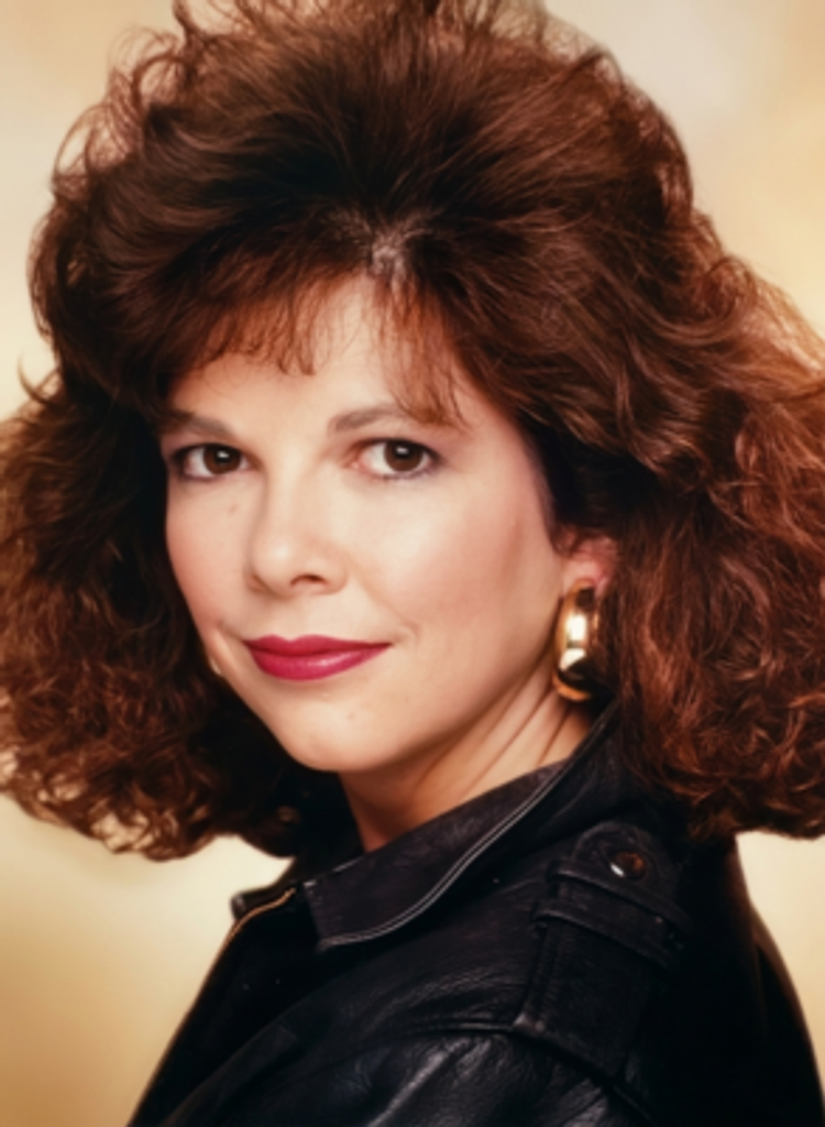 Dee Ann Knowles Profile Photo