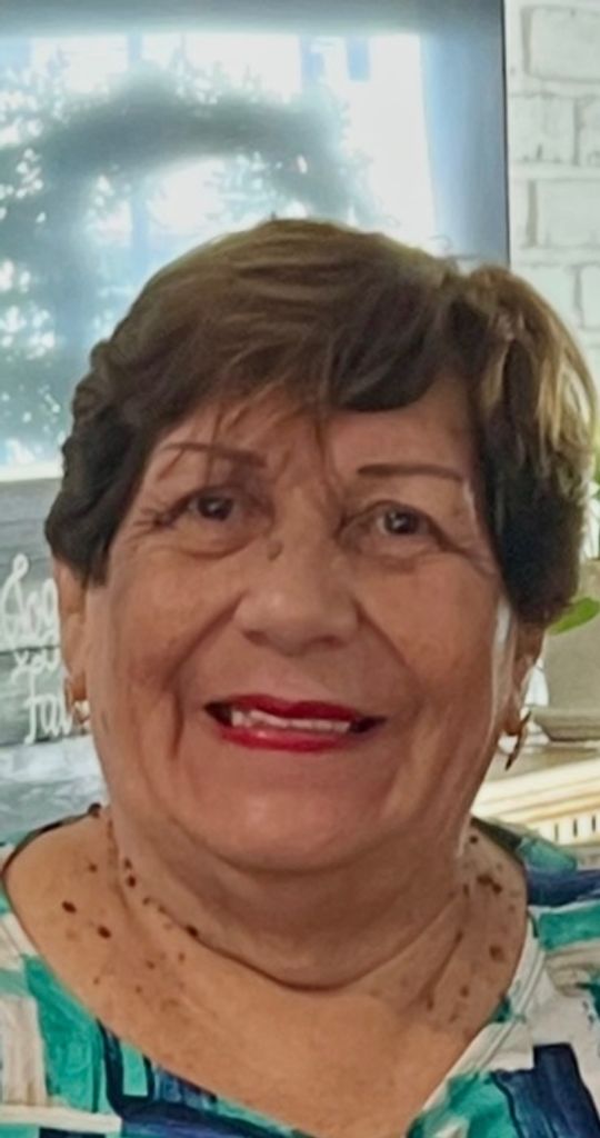 Ana Beatriz Crescimbeni De Rivera Profile Photo