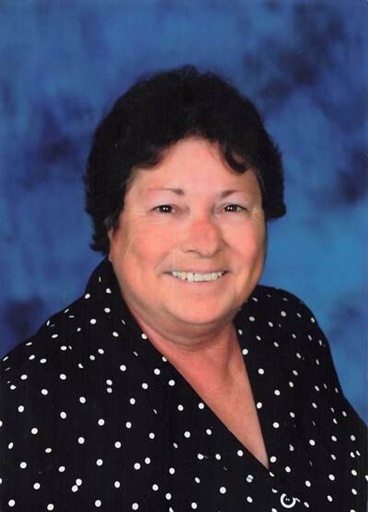 Pamela "Dolly" Flisowski Profile Photo