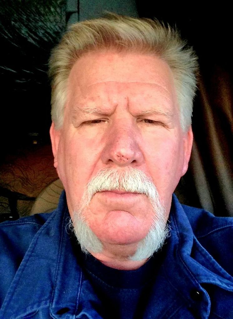 Daniel "Dan" Troy Leonard