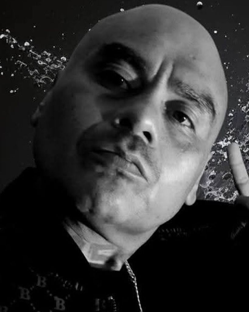 Roberto Pozos