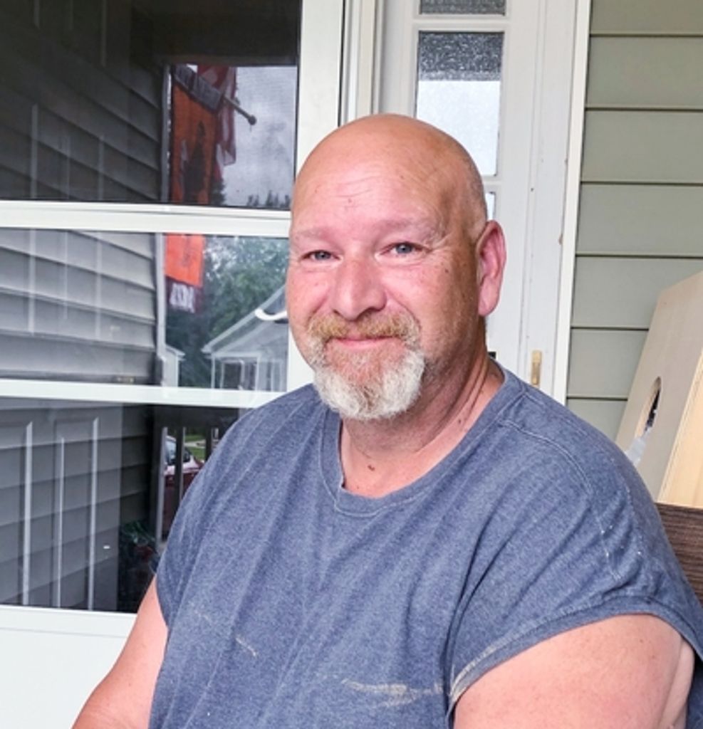 Nathan Brinn Holt Profile Photo