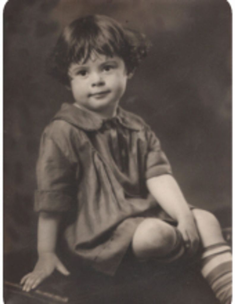 Dorothy B Llafet