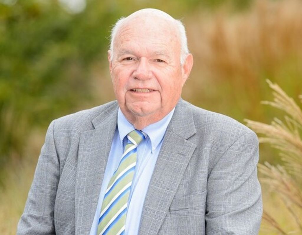 Dr. Charles Larry Hutto, Au.D.