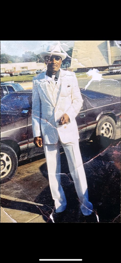 Johnnie Larkins Profile Photo