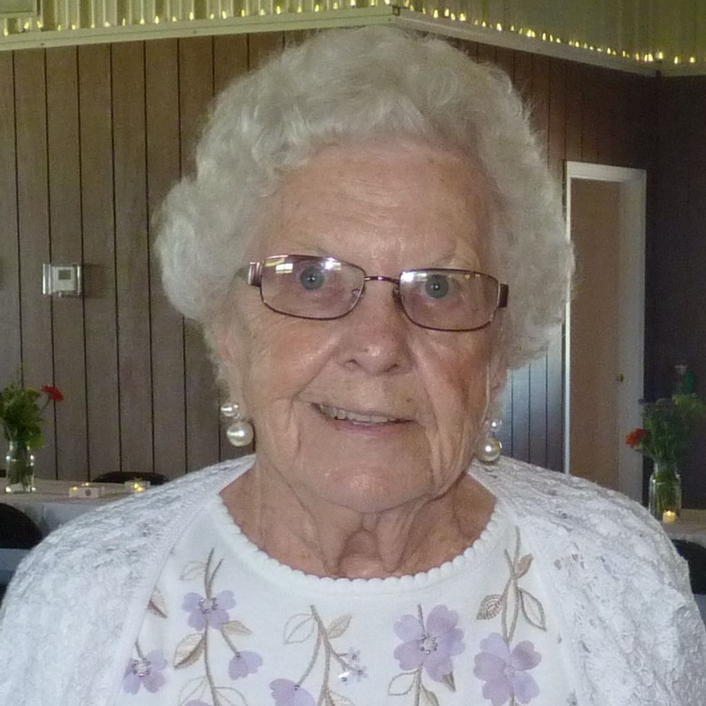 Violet "Vi" Mae Carlson Profile Photo