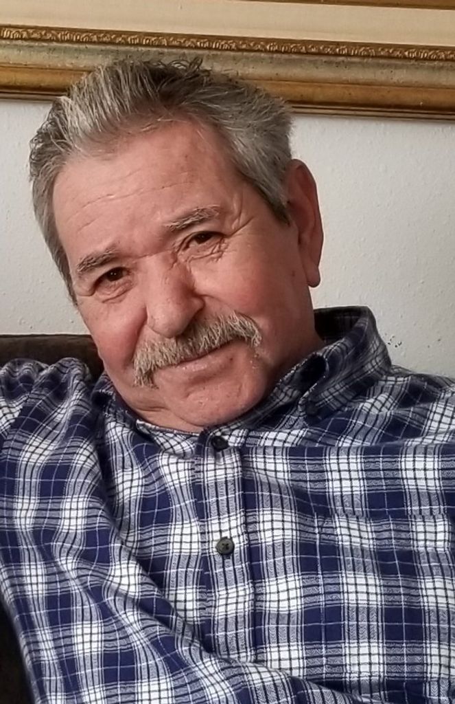 Manuel   Quezada