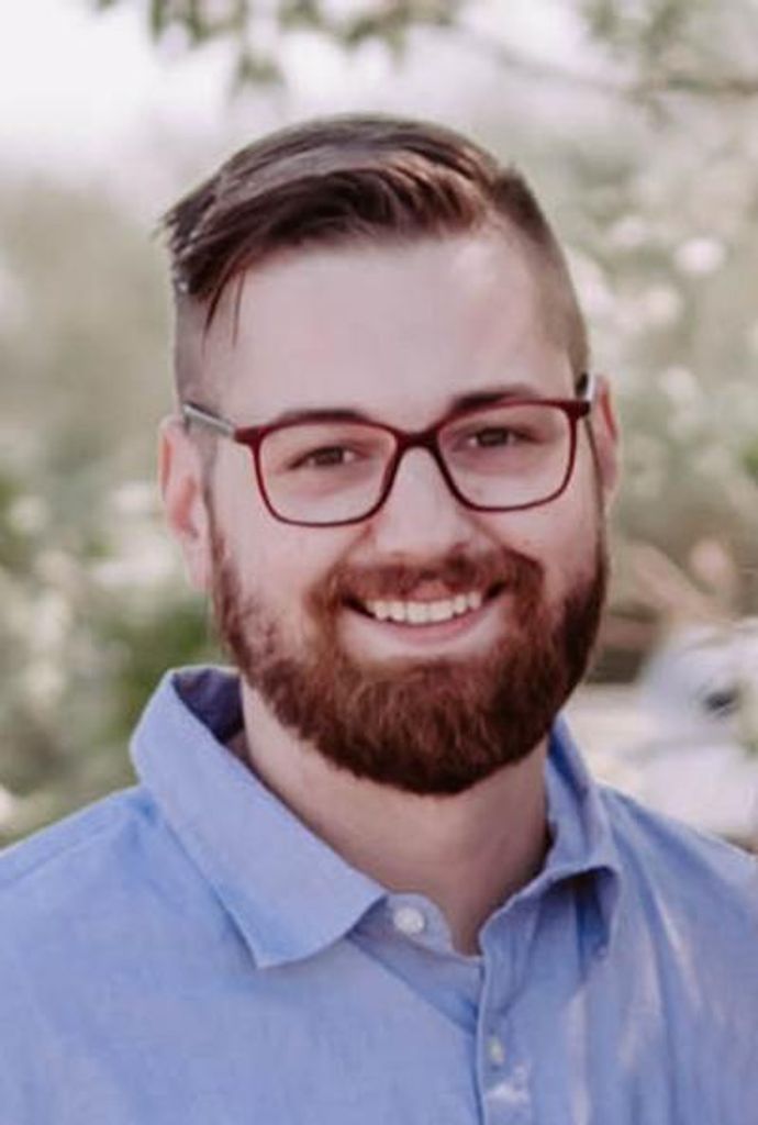 Alek Love Profile Photo