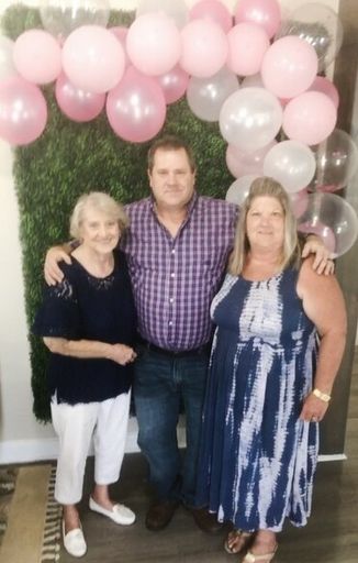 Susan Carol Bolek Moore photo gallery thumbnail 15 of 60