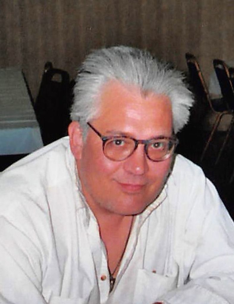 Michael J. Gloviak Profile Photo