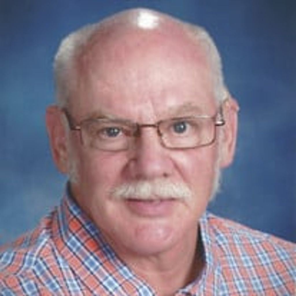 Kenneth L. Knackstedt