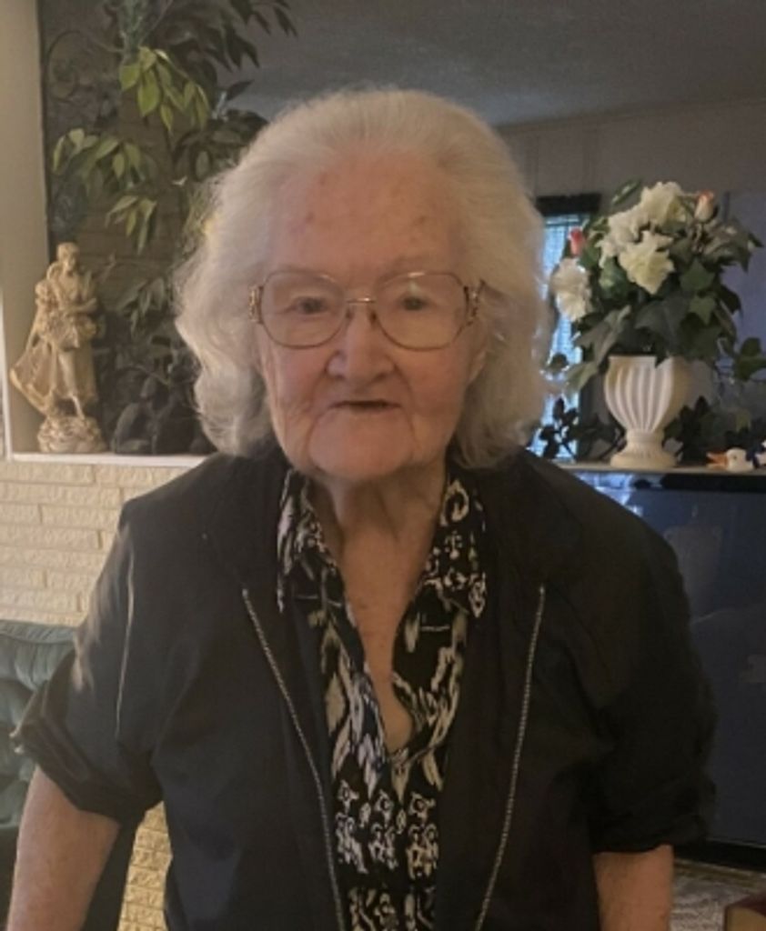 Lillie Bell Yanez