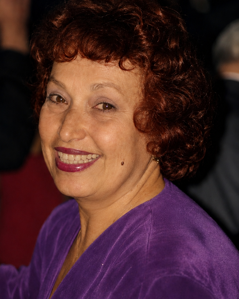Elena Kuperberg