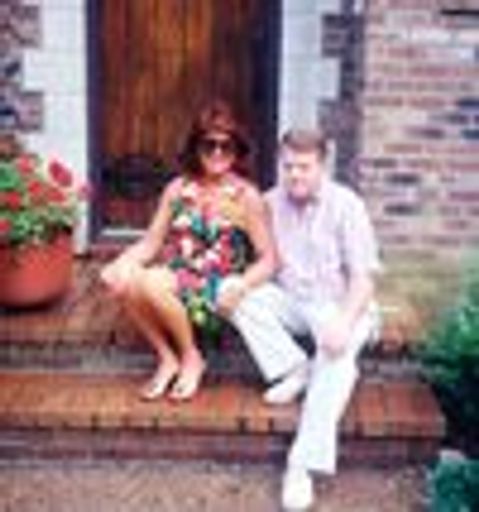 Linda Wyatt photo gallery thumbnail 10 of 10
