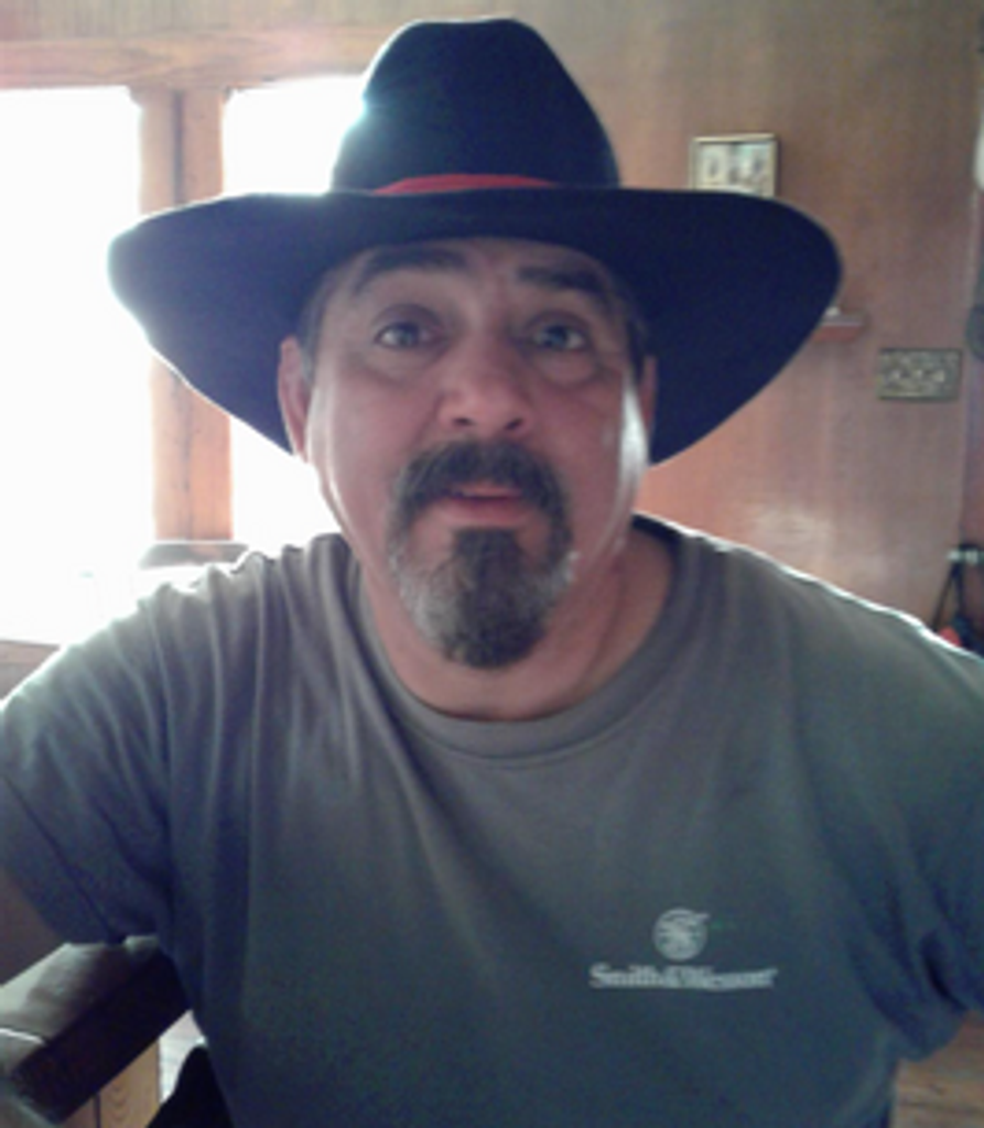 Francisco Bravo Jr. Profile Photo
