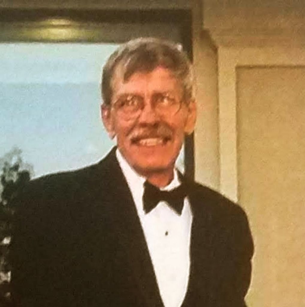 Scott F Hall