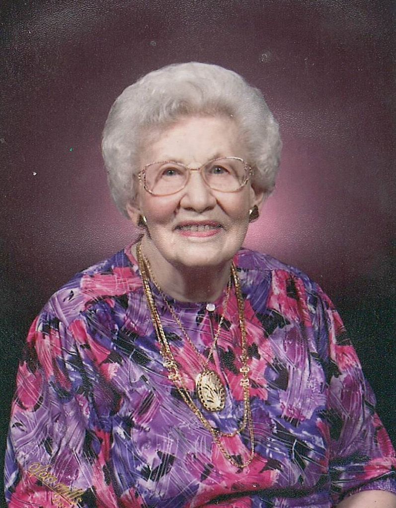 Evalyn "Eva" Carson