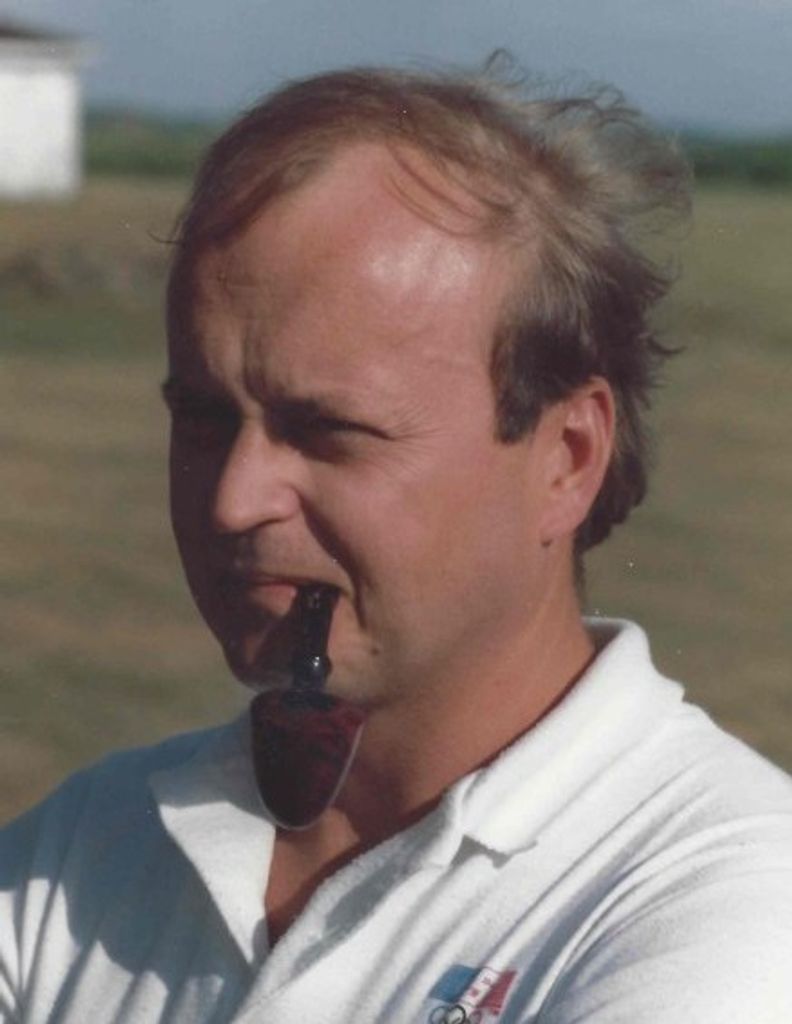 Wayne R. Warren