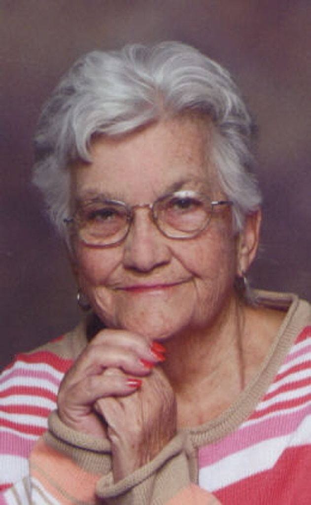 Lola Hogston Profile Photo